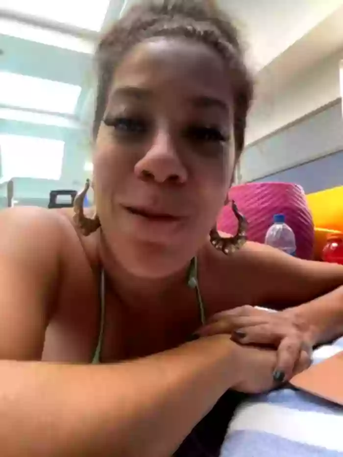 2023/01/30/stripchat-bigbuttbrooklynn-23-01-54