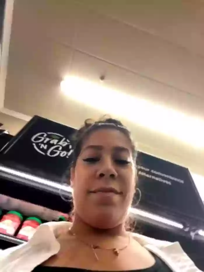 2023/02/12/stripchat-bigbuttbrooklynn-03-44-50