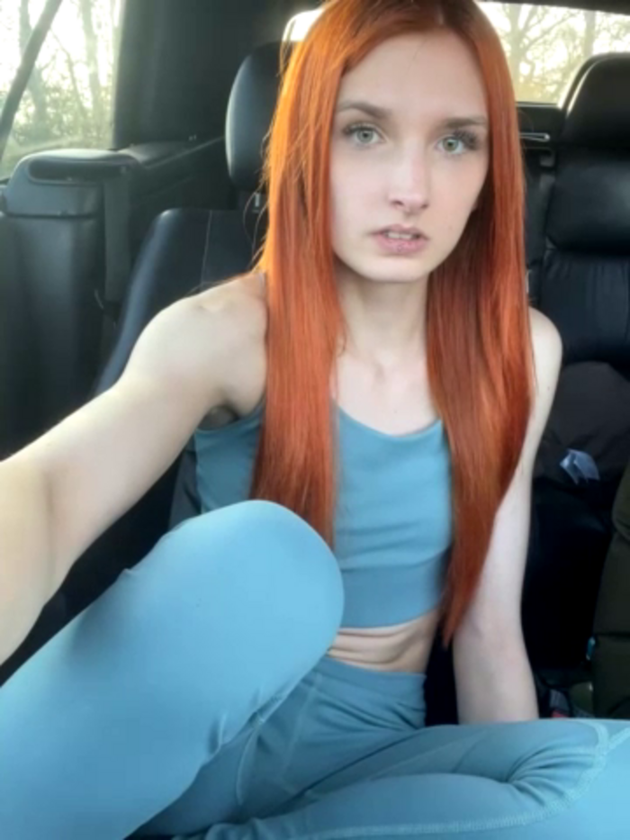 AnnyBelle_