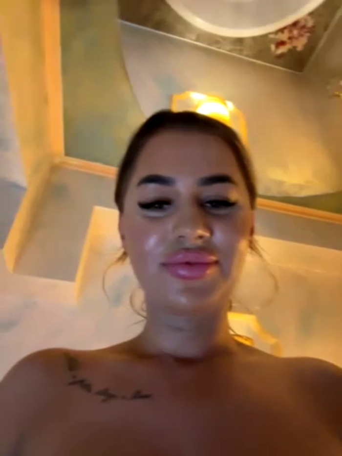 KirstieVegas