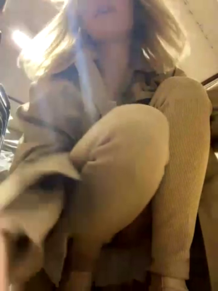-AngelAri-