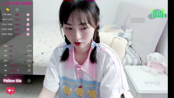 Hot-nini18