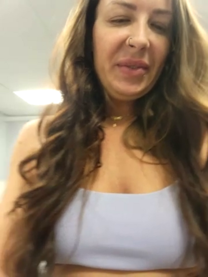 RebeccaXO_