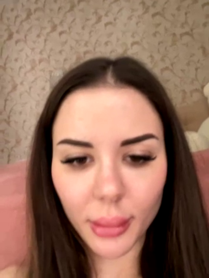 Alina_Vibe_Me