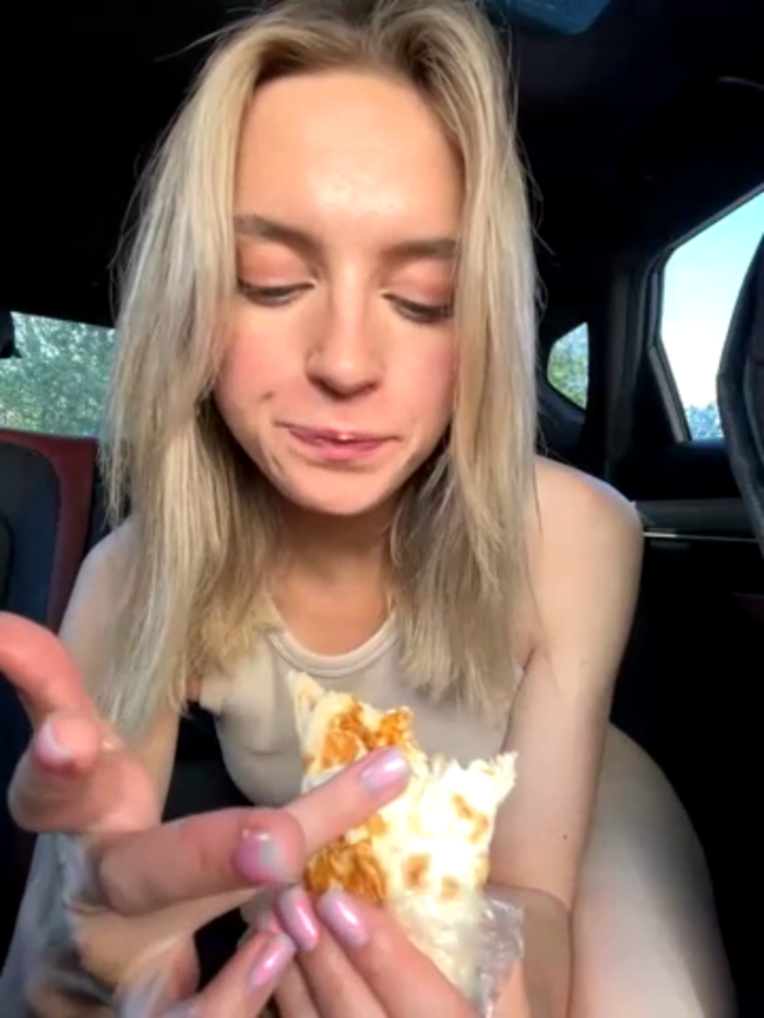 -AngelAri-