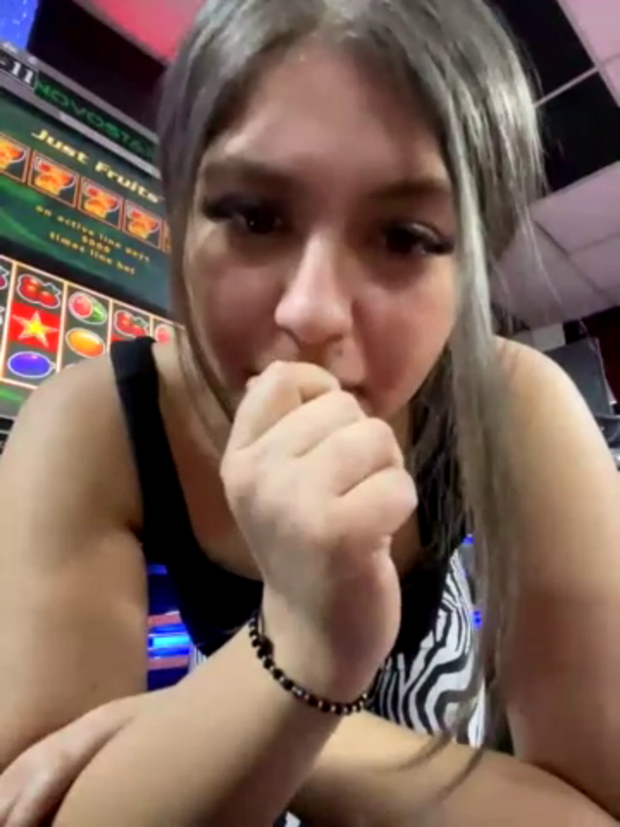 LarisXXX