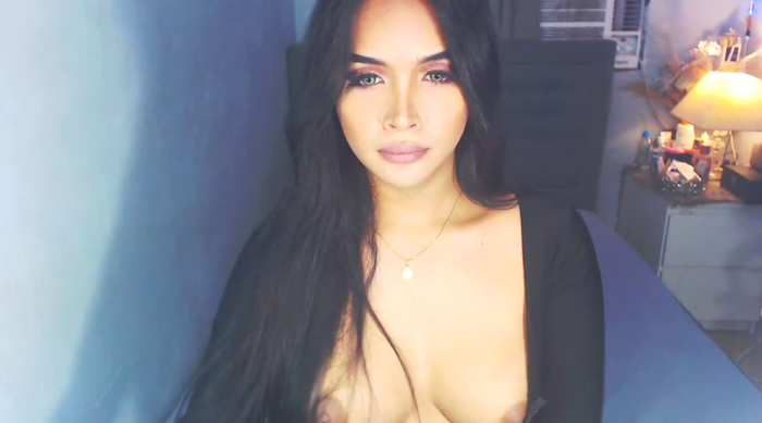 PrettyYoungHugeCockTS