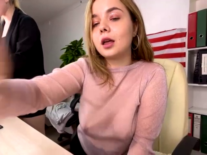OfficeGirl1