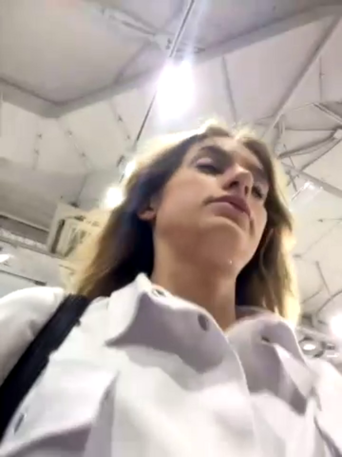 -AngelAri-