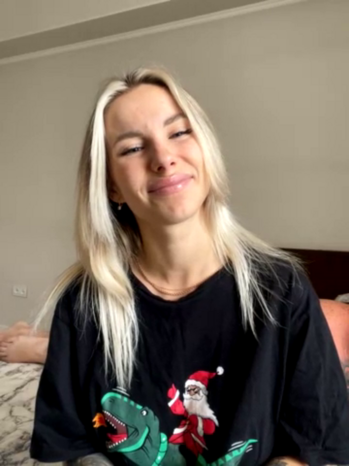 niki7377