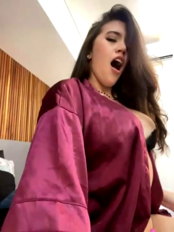 Amelia_Rouse