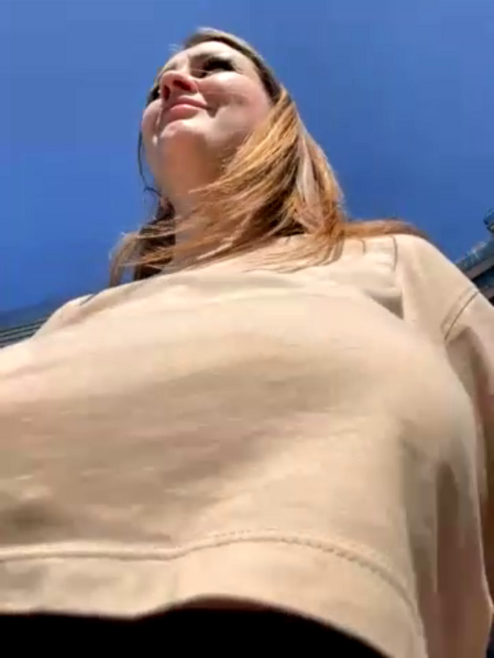 Teya_moon_