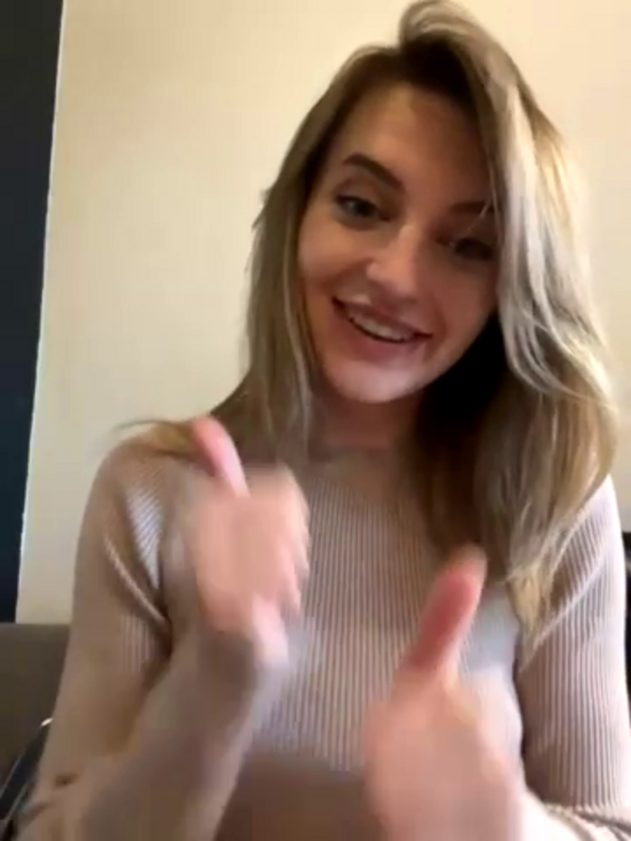 -AngelAri-