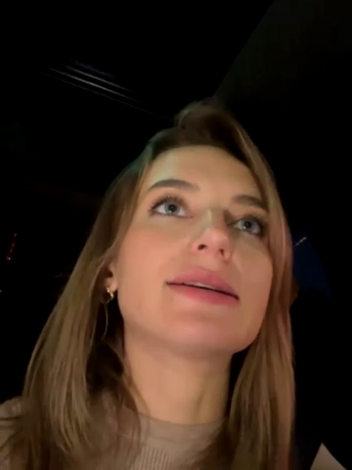 -AngelAri-
