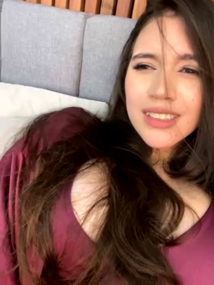 Amelia_Rouse