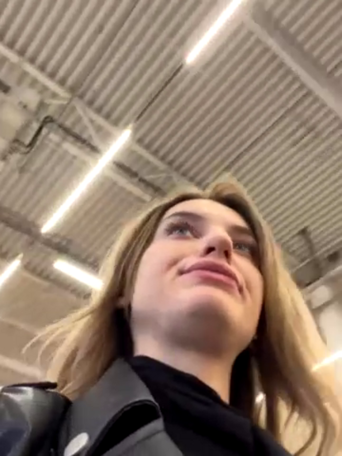 -AngelAri-
