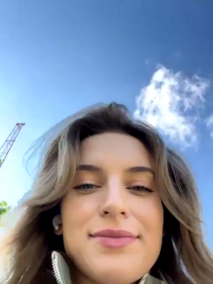 -AngelAri-