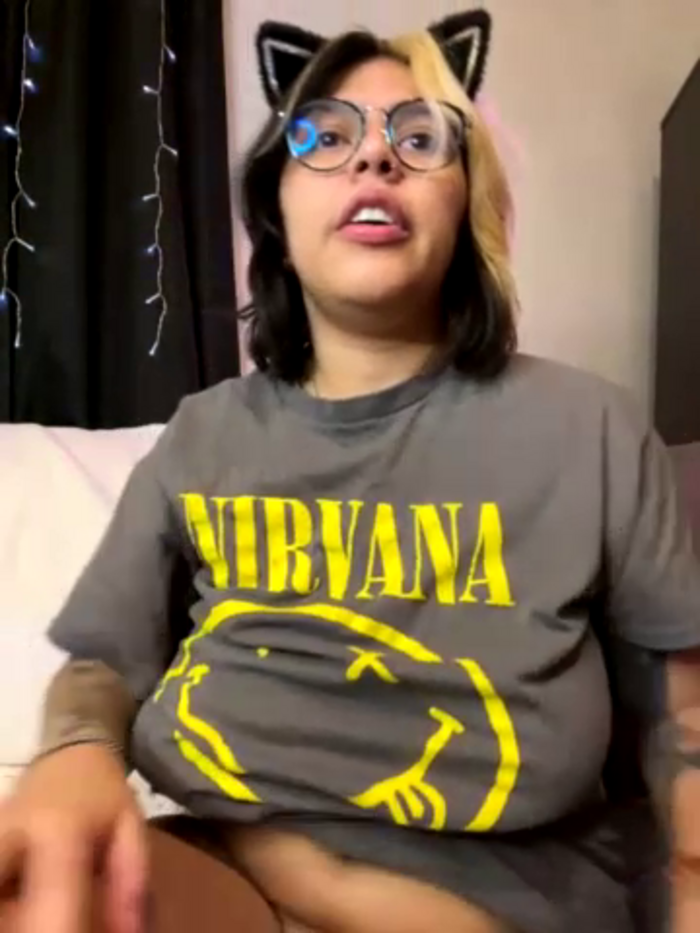 miacanela_xo