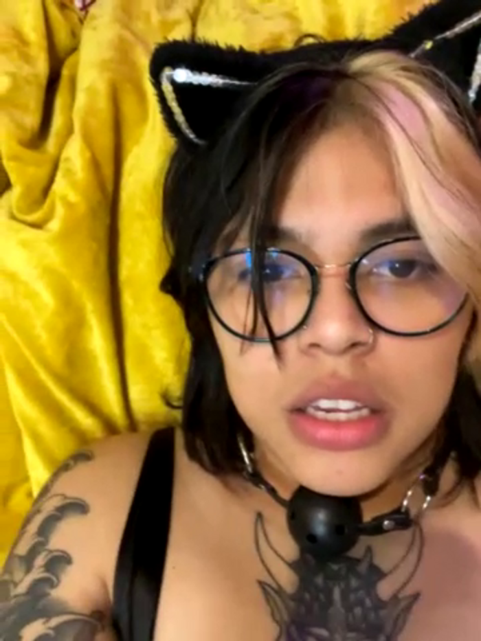 miacanela_xo