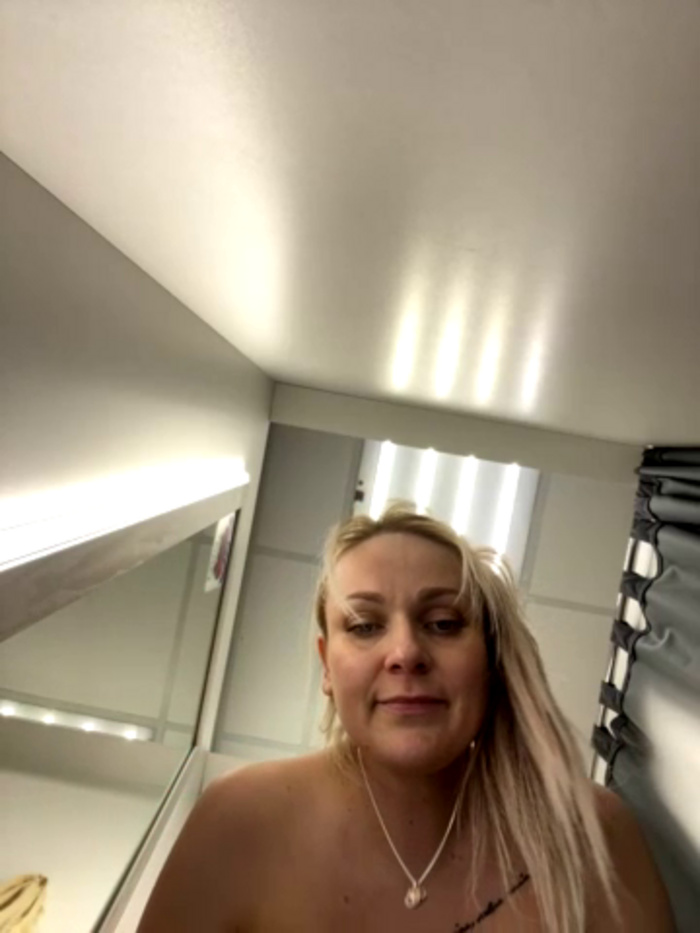 Bondgirl_013