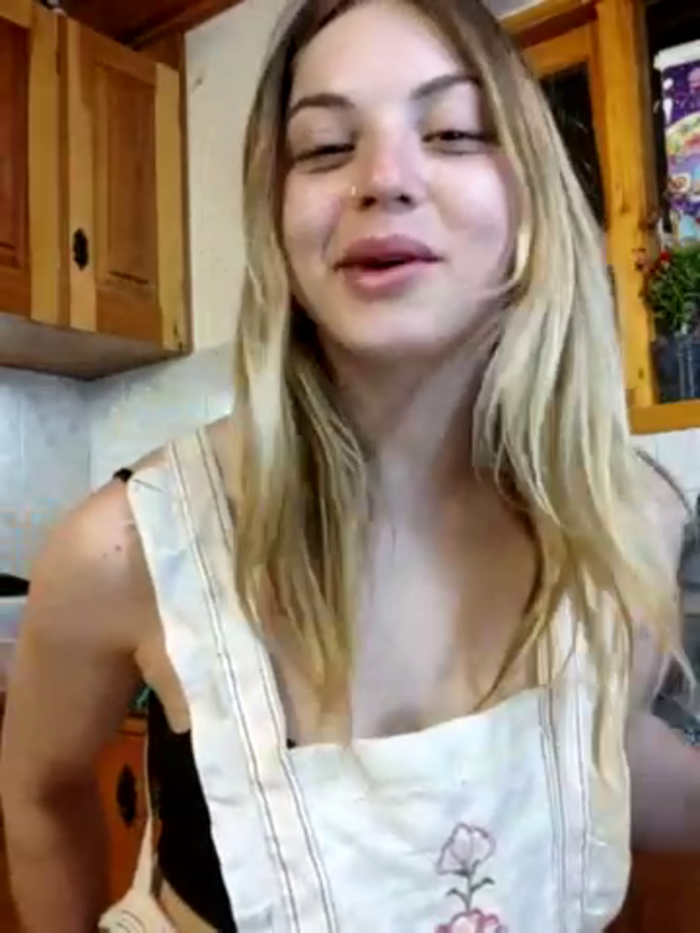 Elnonoykeila77