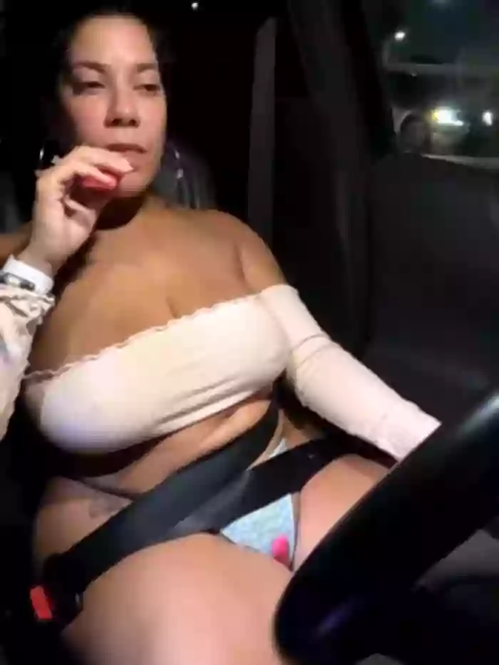 2023/10/13/stripchat-bigbuttbrooklynn-02-09-36