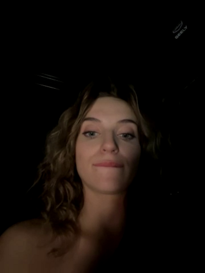 -AngelAri-
