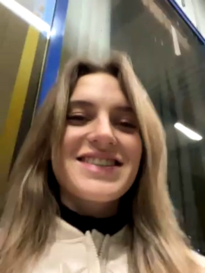 -AngelAri-