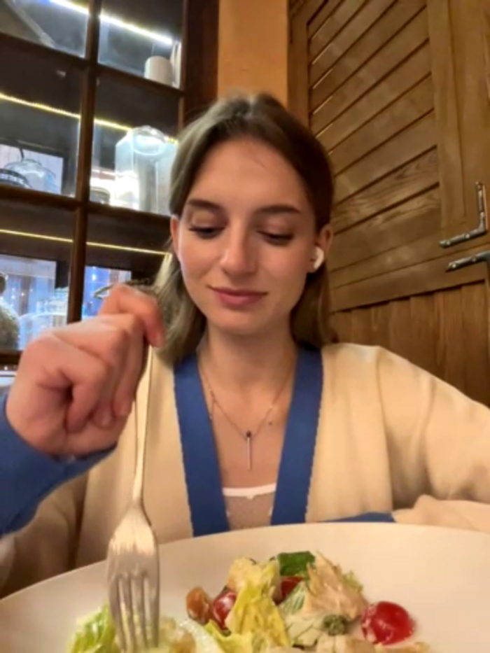 -AngelAri-