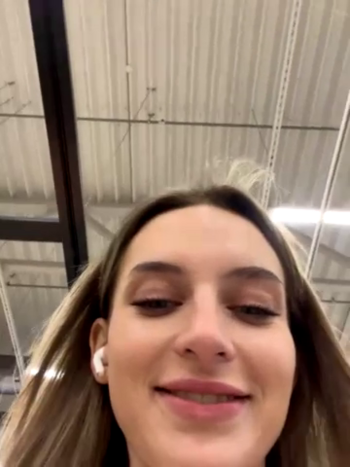 -AngelAri-