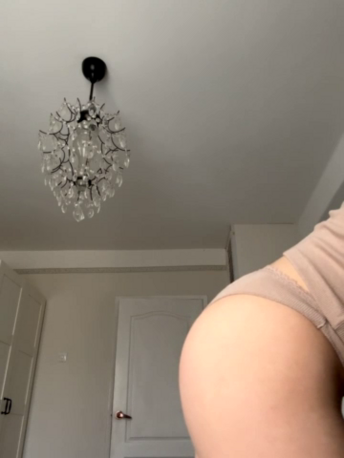 -AngelAri-