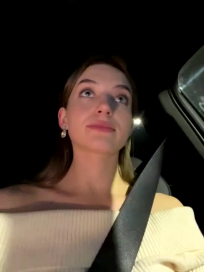 -AngelAri-