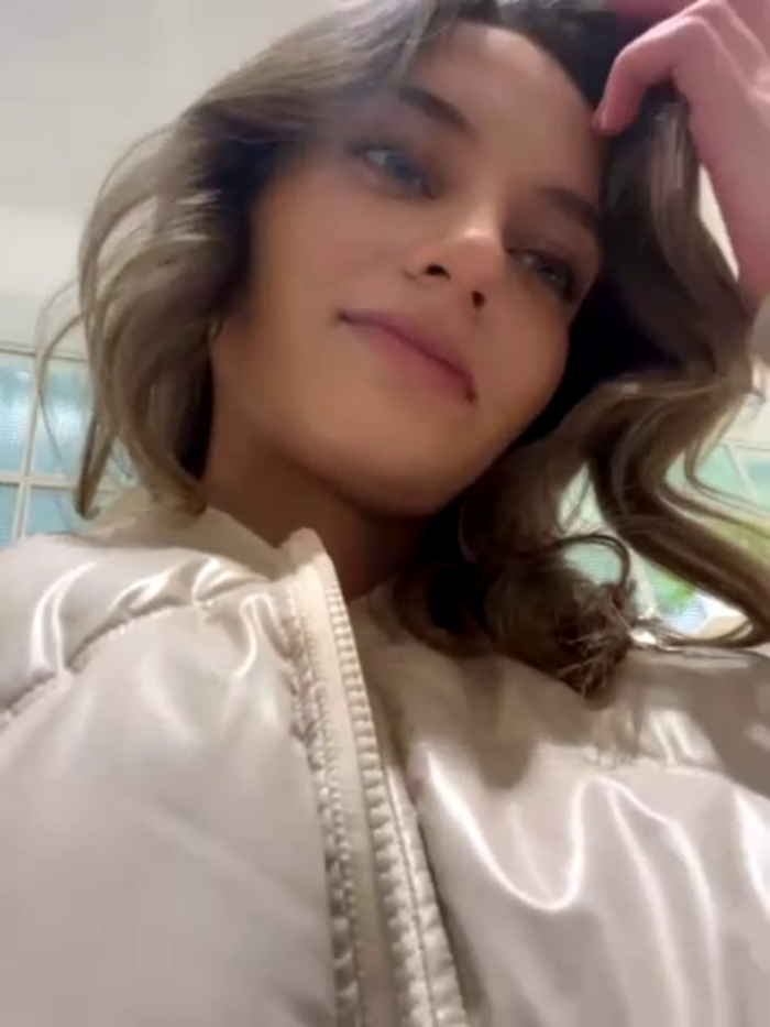 -AngelAri-