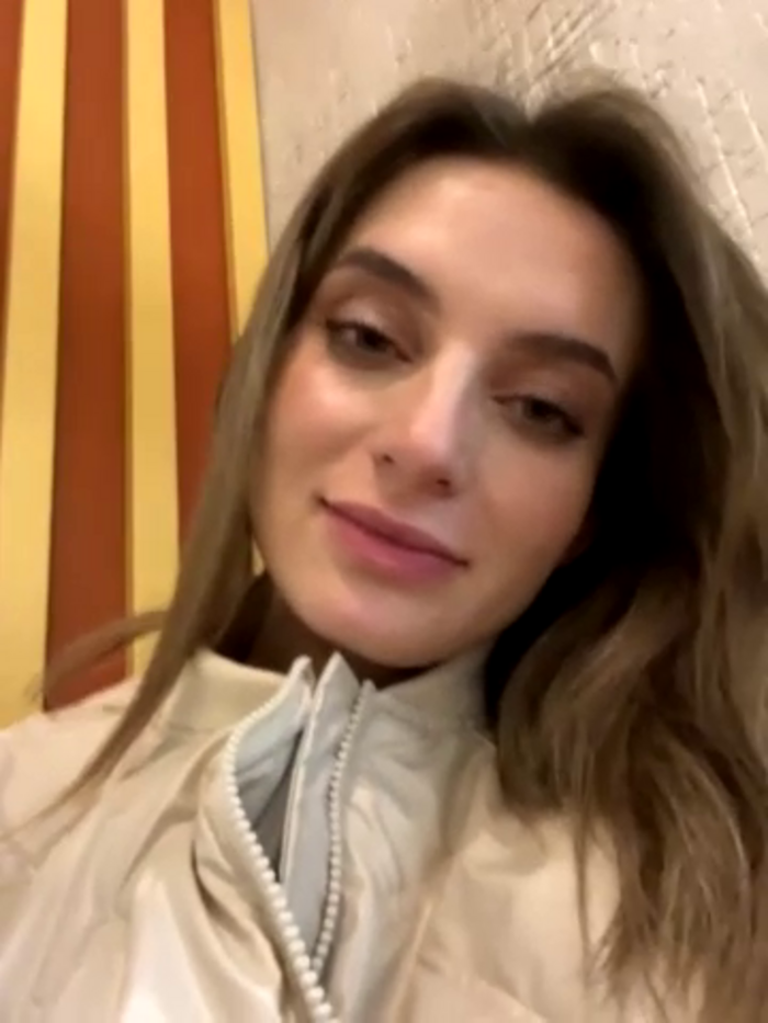 -AngelAri-