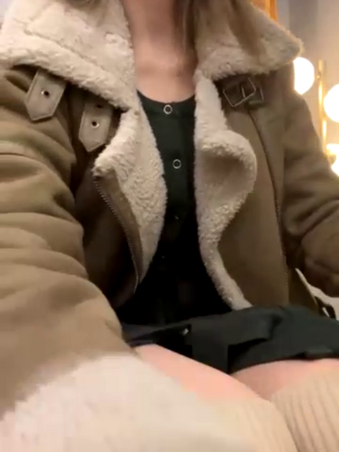 -AngelAri-
