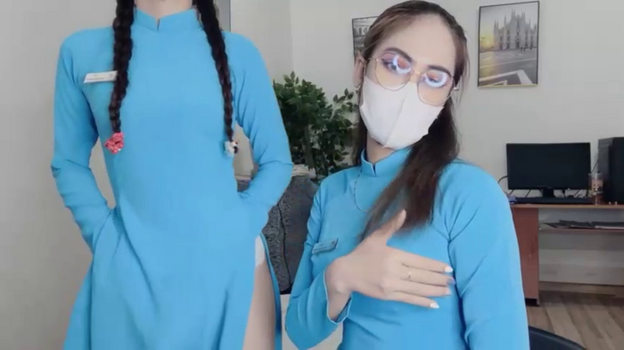 Mono-Stewardesss