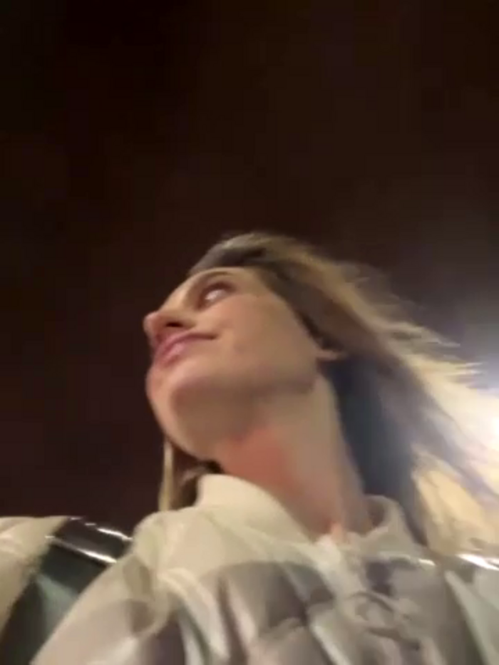 -AngelAri-
