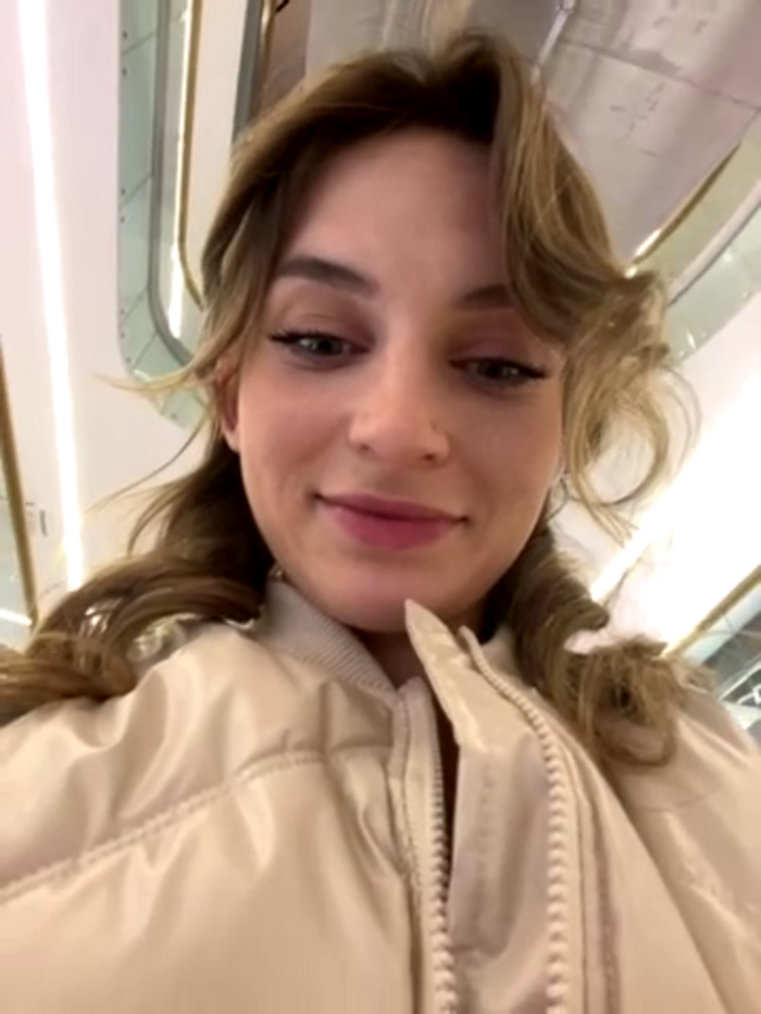 -AngelAri-