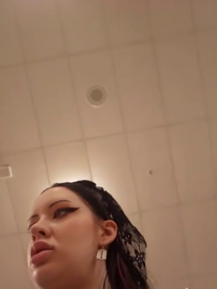 EVILYN