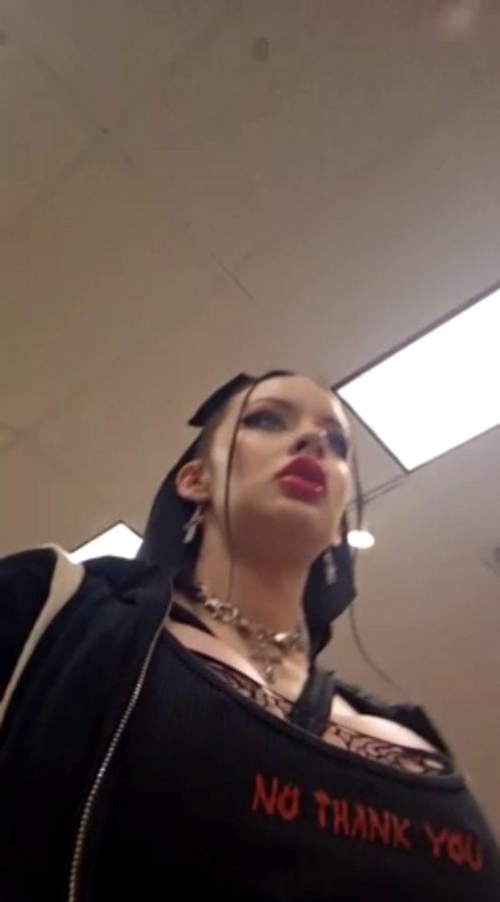 EVILYN