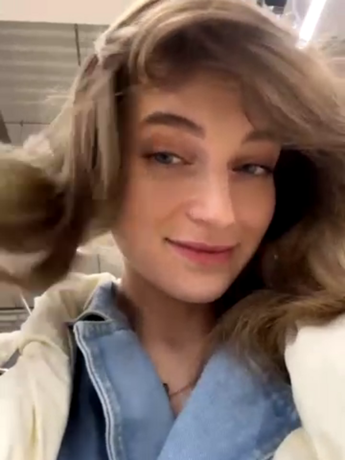 -AngelAri-
