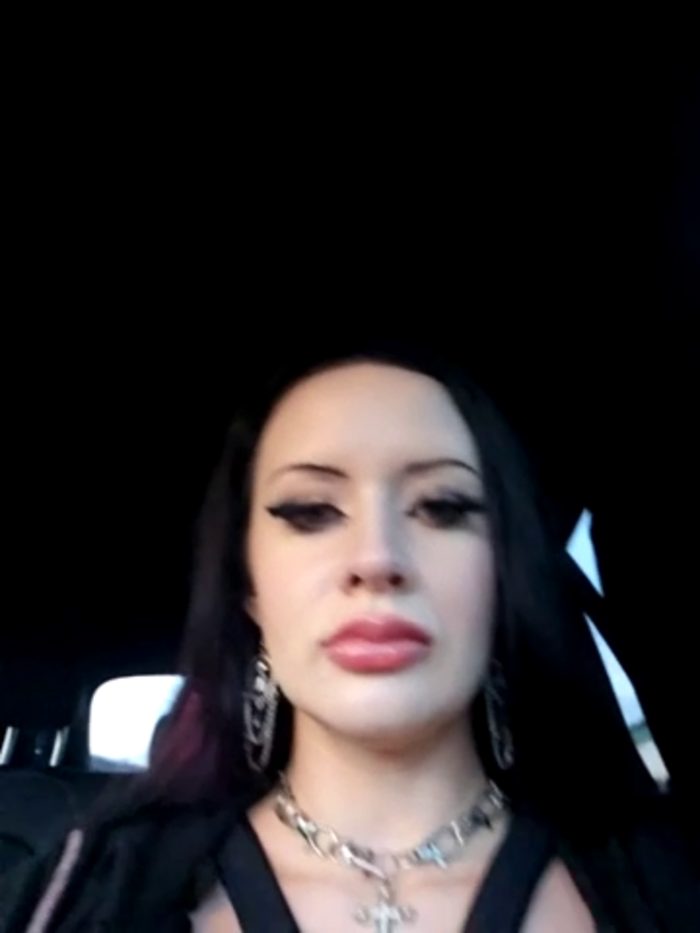 EVILYN