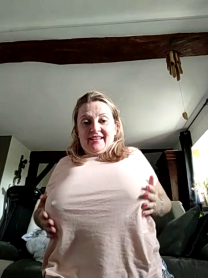 lady_charlyne