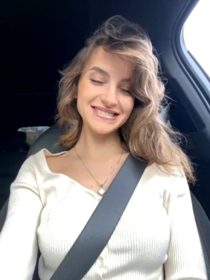 -AngelAri-