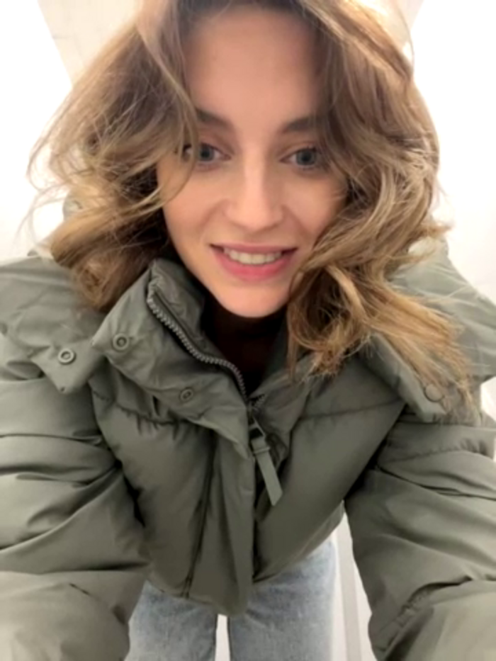-AngelAri-