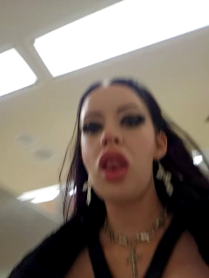 EVILYN