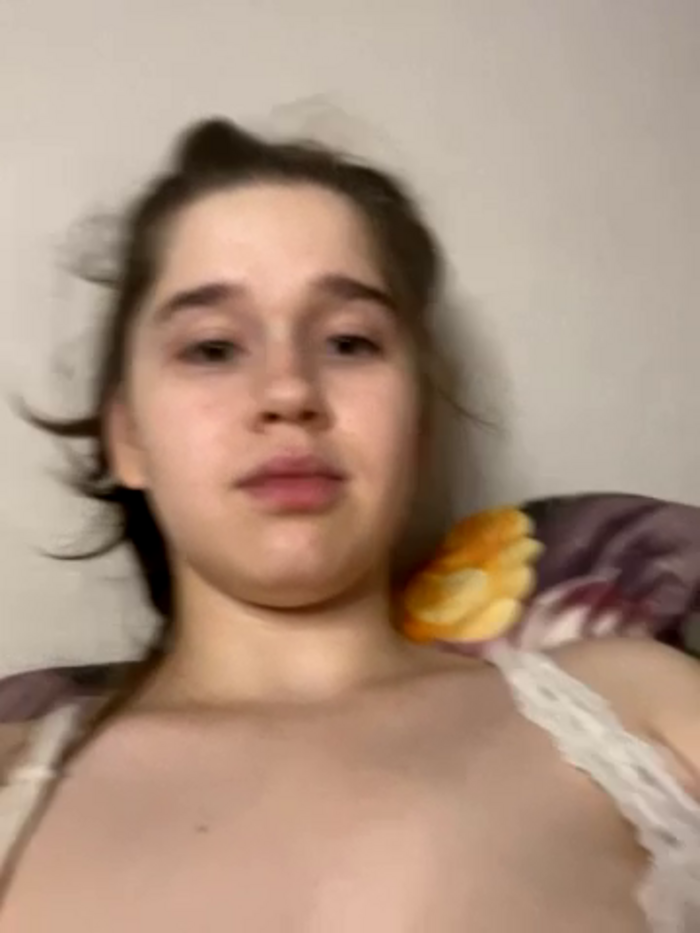 HornyGirlH