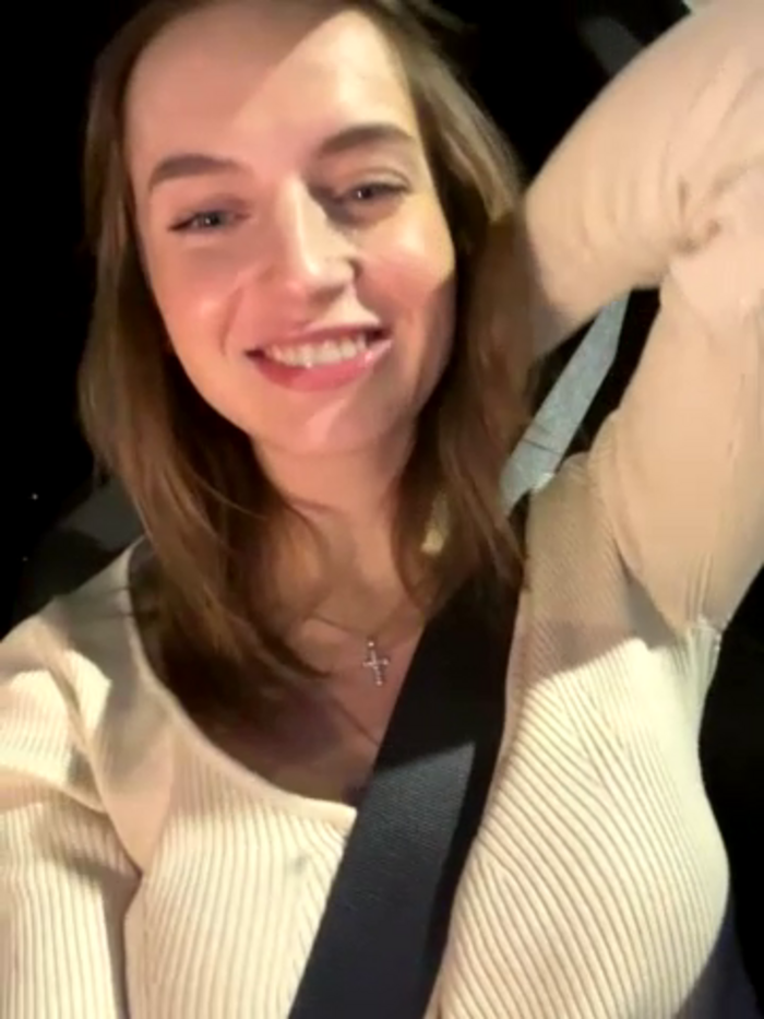 -AngelAri-