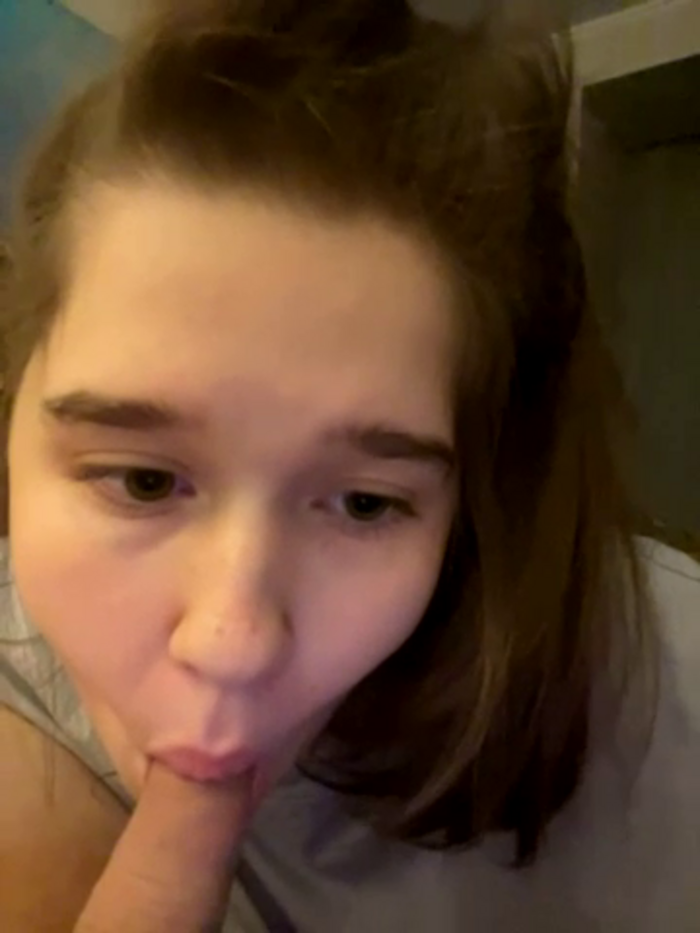 HornyGirlH