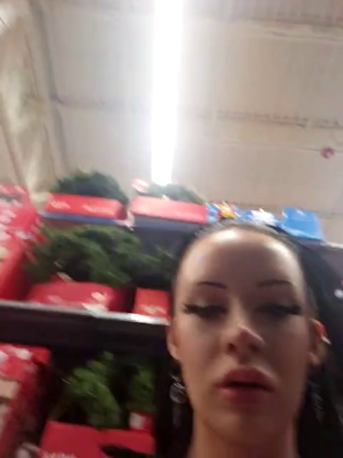 EVILYN